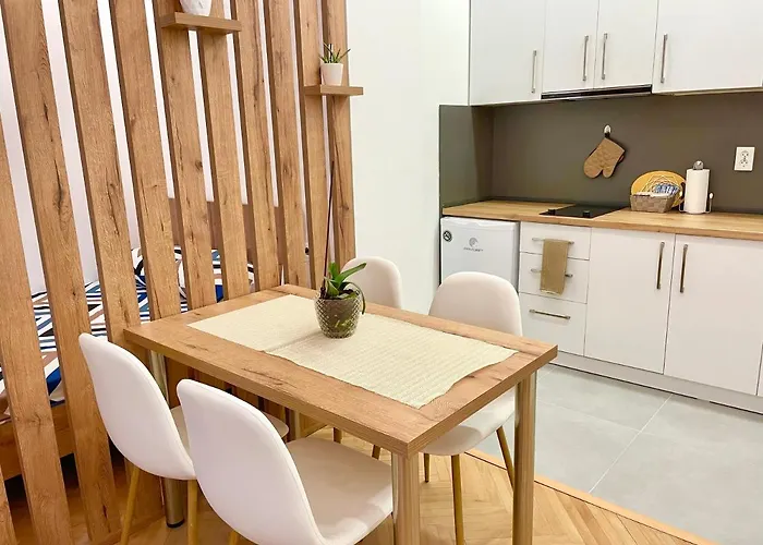 Rio Studio By Sienna